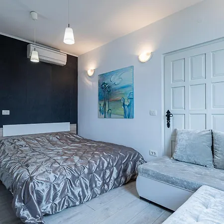 Romantic Molet - Happy Apartment *