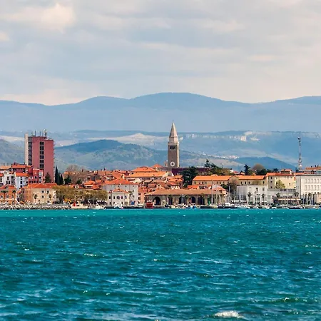 Romantic Molet - Happy Apartment Koper